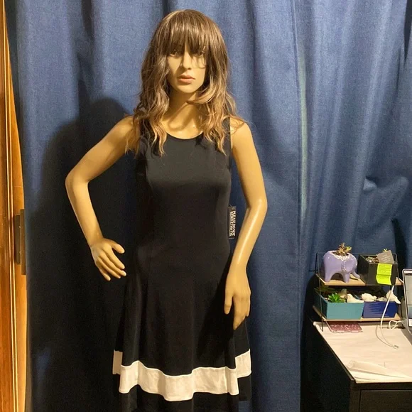 New York & Company | Dresses | Nwt New York And Company Black Dress Wwhite  Stripe At Hem Pockets Too Size Xs | Poshmark